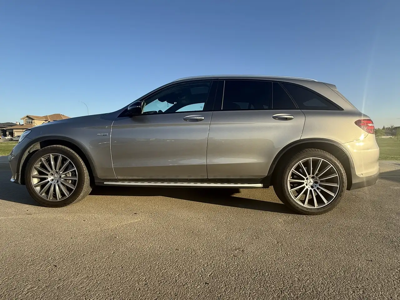 Mercedes-Benz GLC снимка Mercedes-Benz GLC