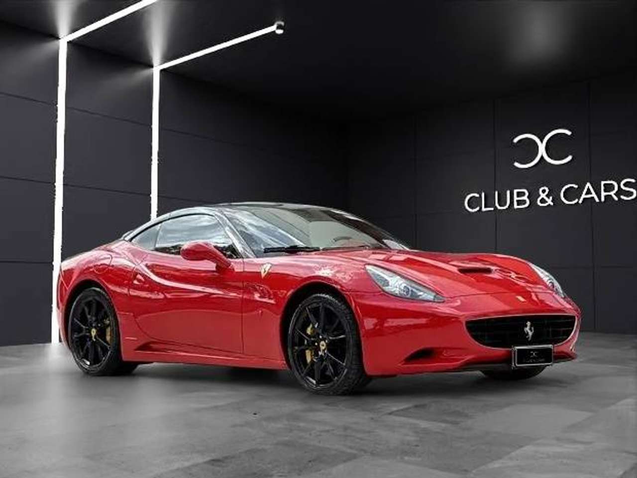 Ferrari California California 4.3 dct Atelier Ferrari/Carbon Ceramica/Camera/Rosso Corsa con Tetto in nero