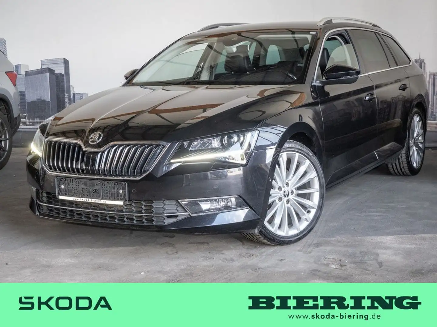 Skoda Superb Combi 2.0 TDI Style XENON NAVI AHK ACC Noir - 1