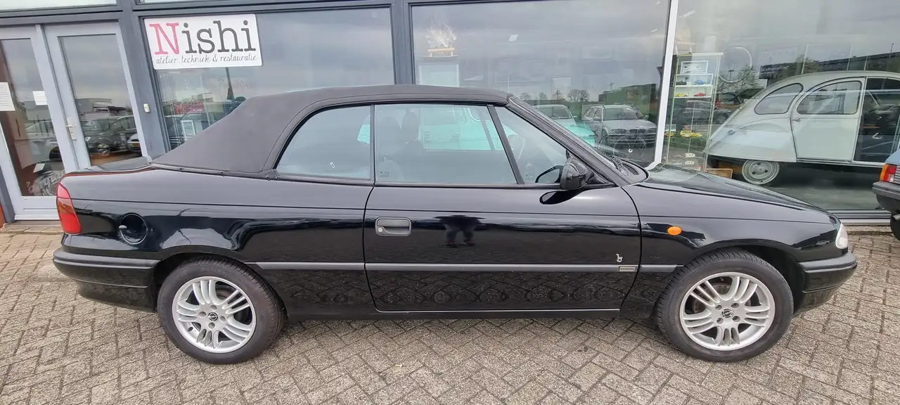 Opel Astra 1.6i Comfort, foto 1