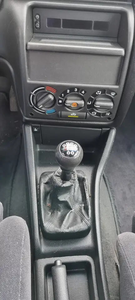 Opel Astra 1.6i Comfort, foto 4