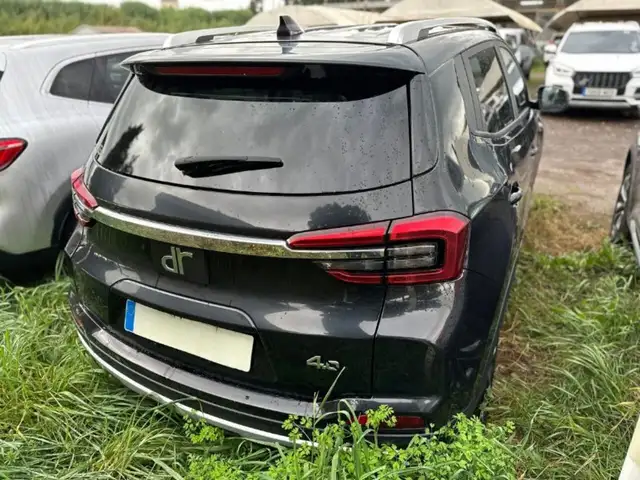 DR Automobiles DR4.0 view 6