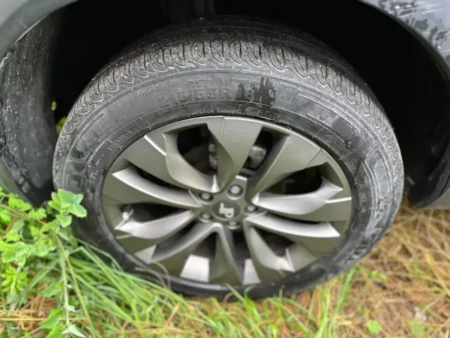 DR Automobiles DR4.0 view 8