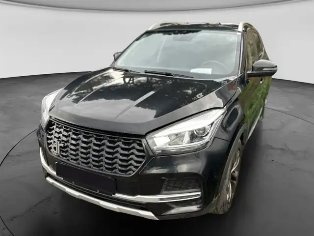 DR Automobiles DR4.0 view 3