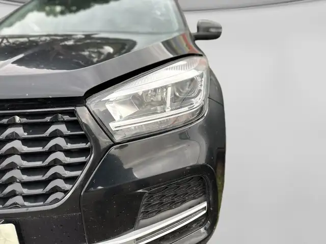 DR Automobiles DR4.0 view 9
