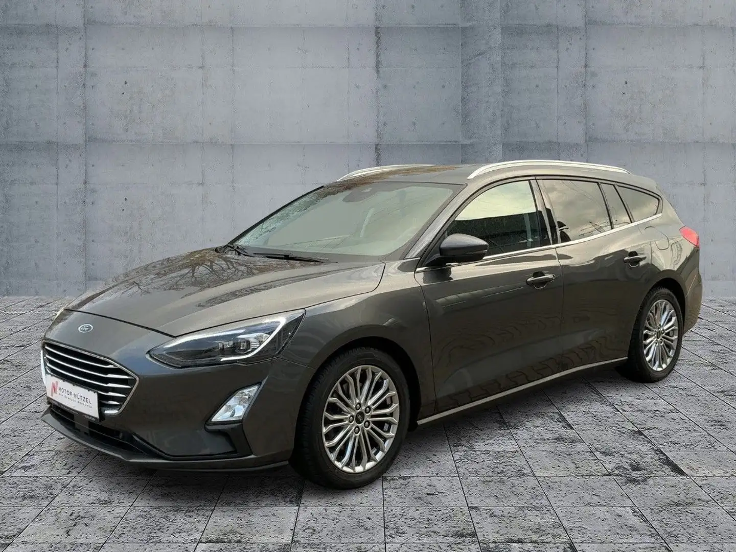 Ford Focus 1.5 TITANIUM LED+NAV+AHK+SHZ+GRA+2xPDC+DAB Grau - 2