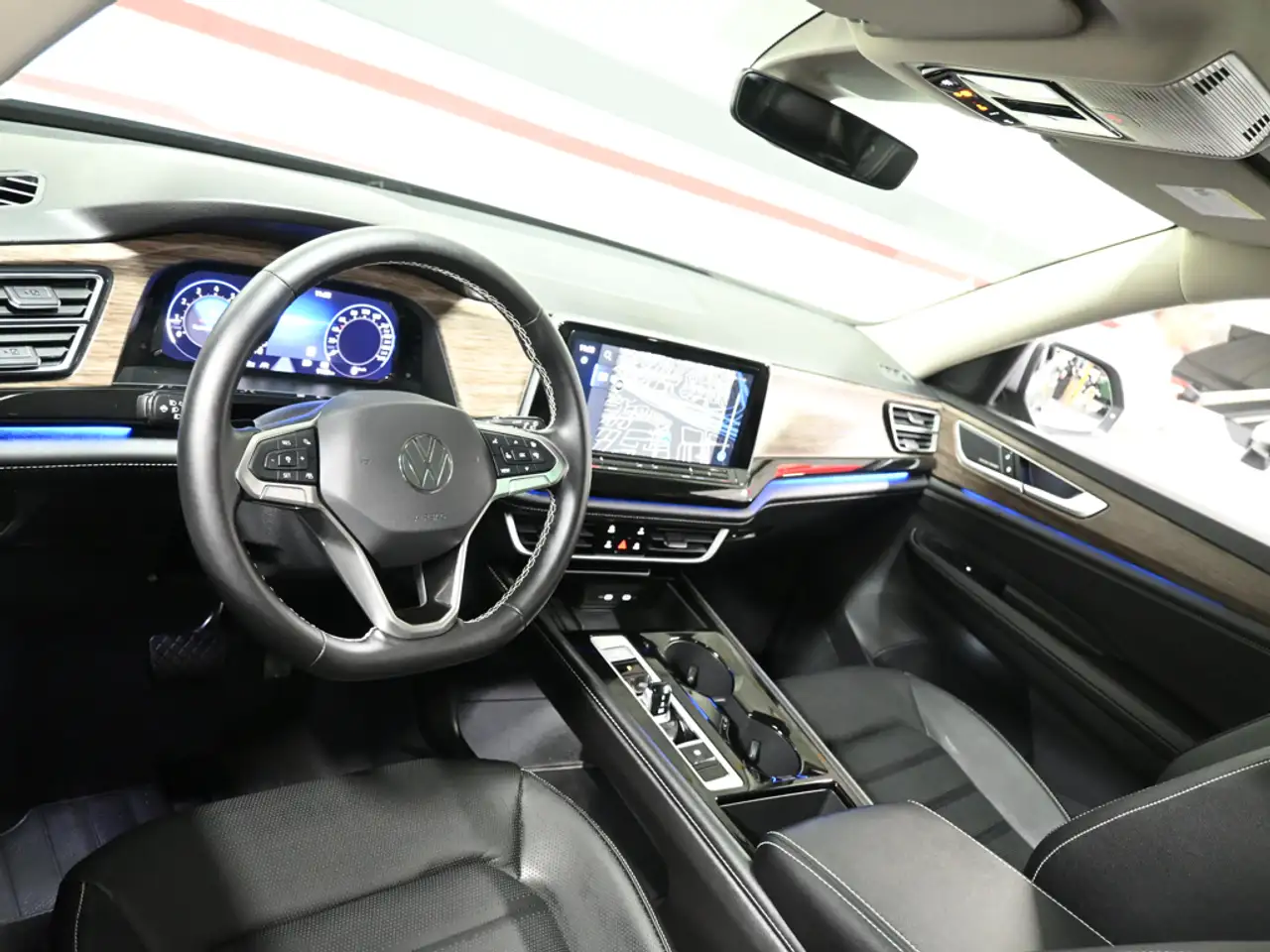 Volkswagen Atlas снимка Volkswagen Atlas