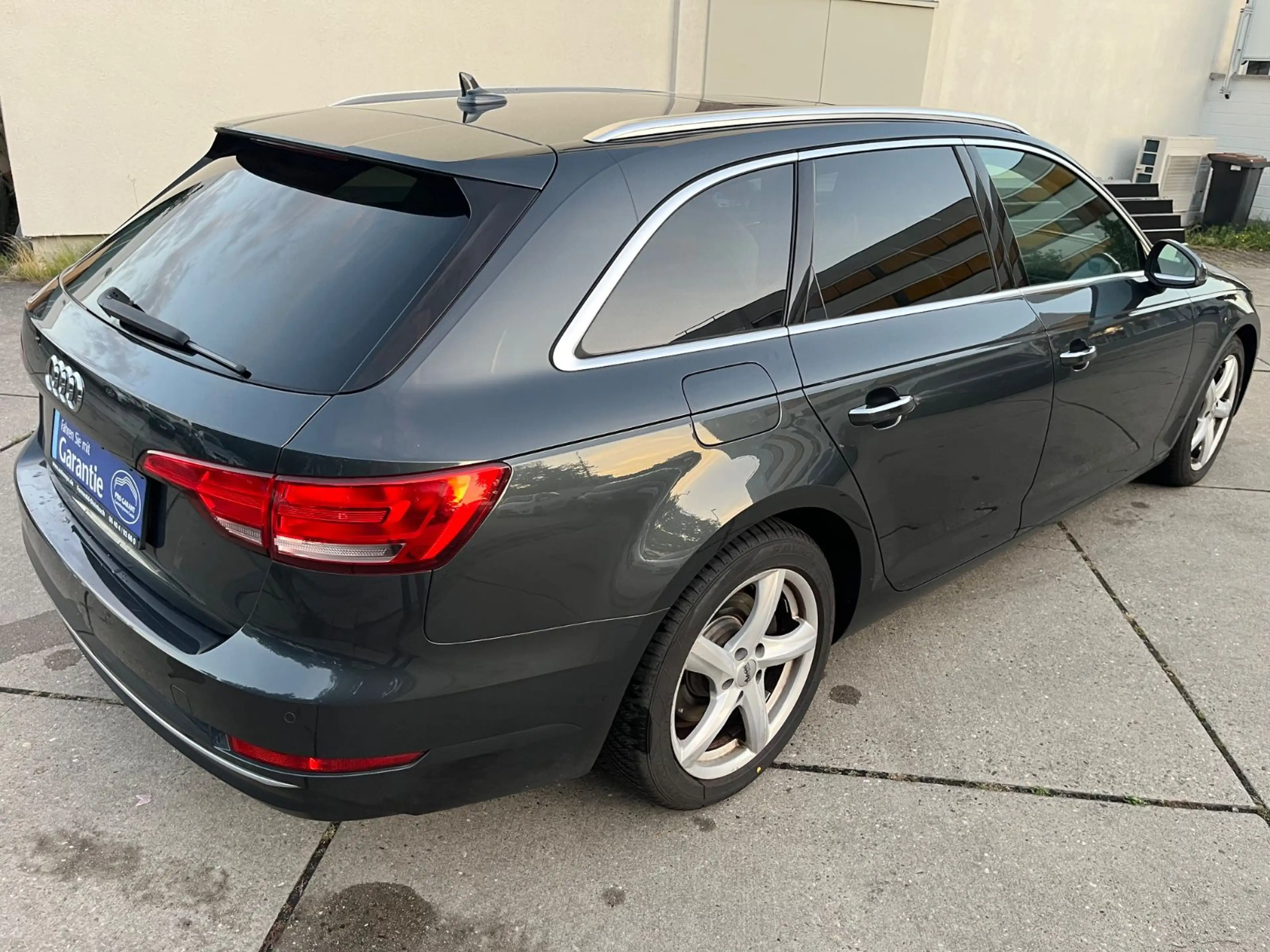 Audi A4 Avant design ultra — photo 9