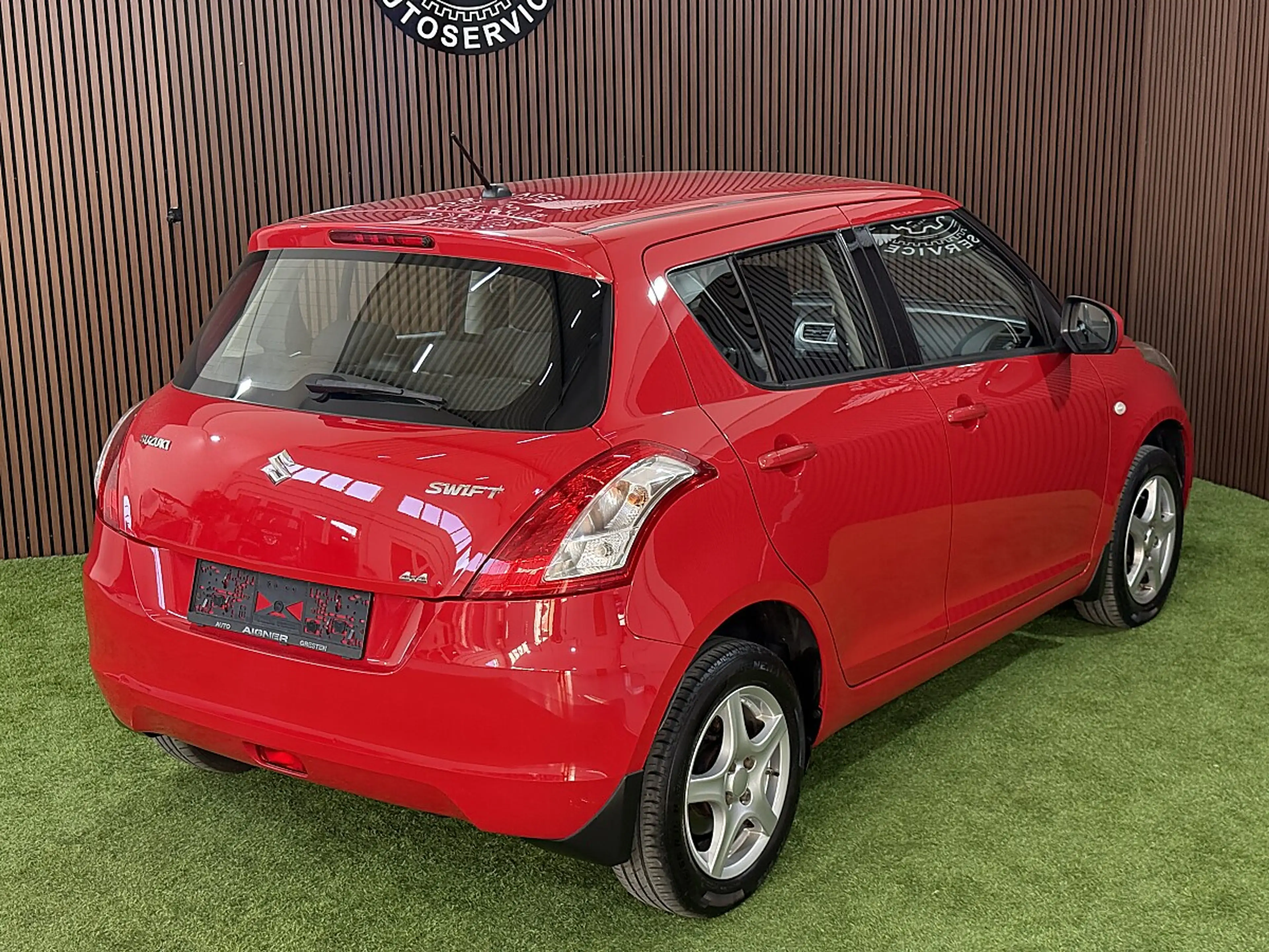 Suzuki Swift 1,2 DualJet 4WD Shine — photo 9