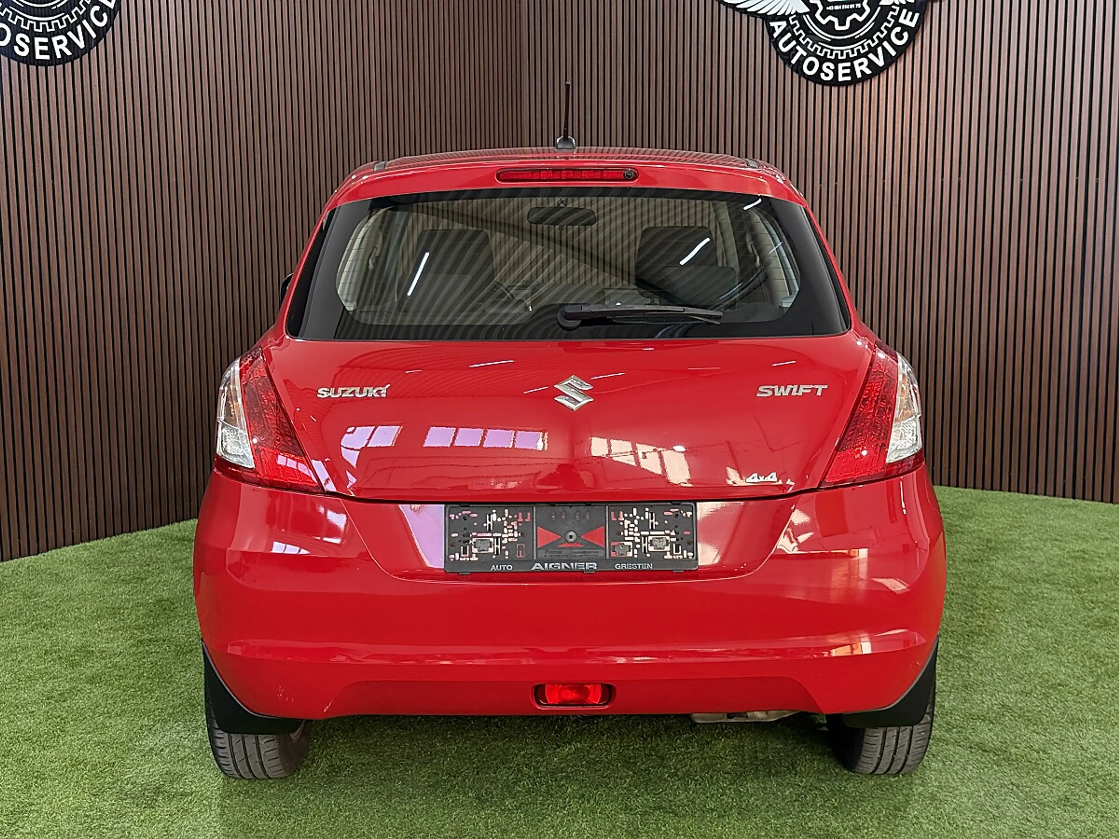 Suzuki Swift 1,2 DualJet 4WD Shine — photo 10