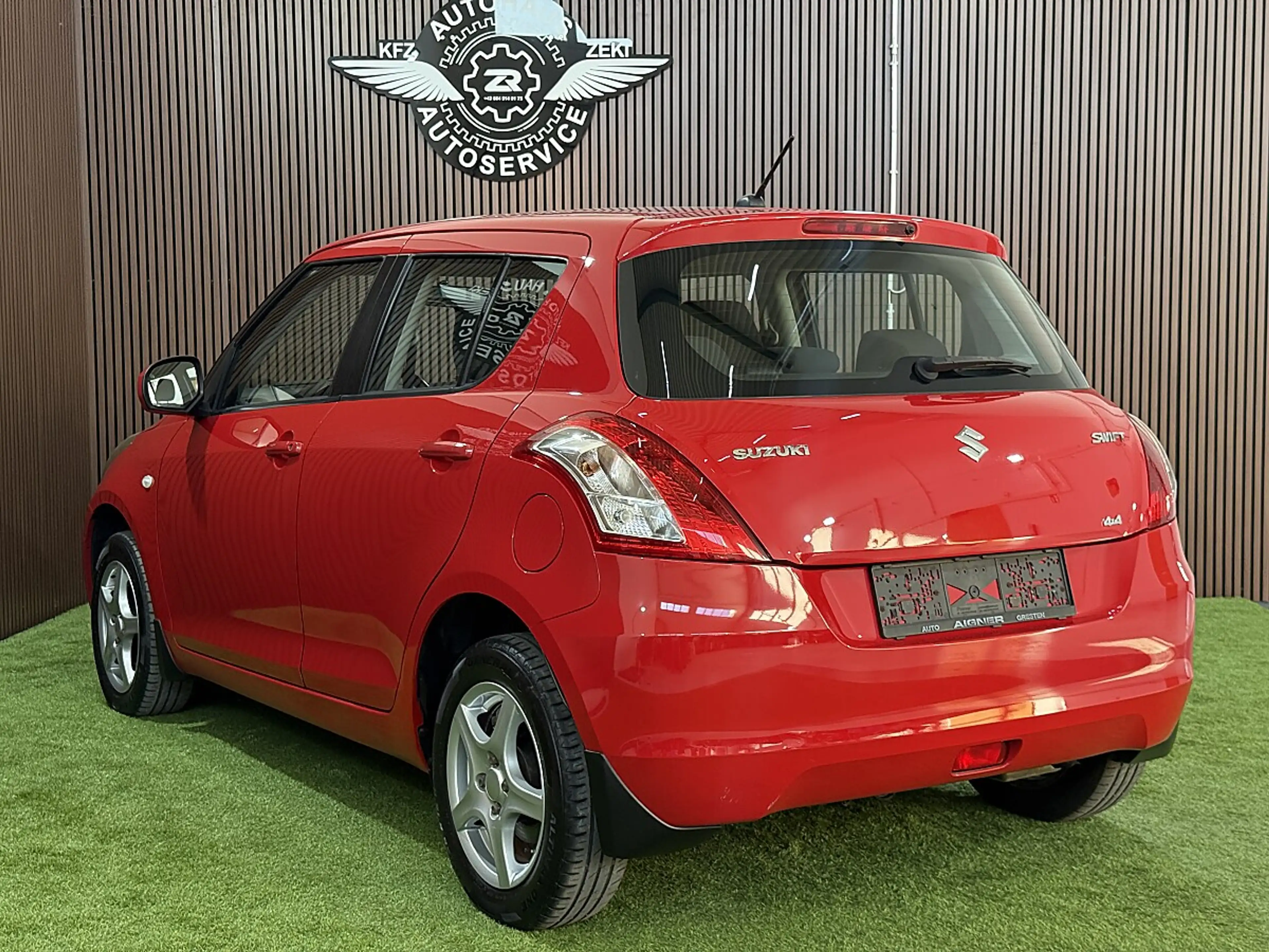 Suzuki Swift 1,2 DualJet 4WD Shine — photo 12