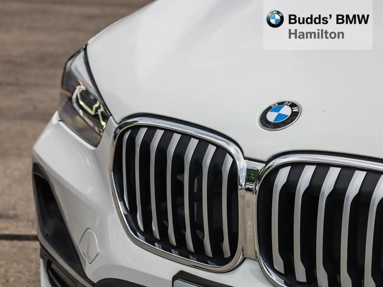 BMW X1 photo BMW X1