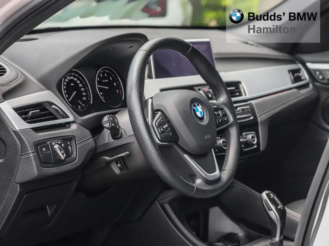 BMW X1 photo BMW X1