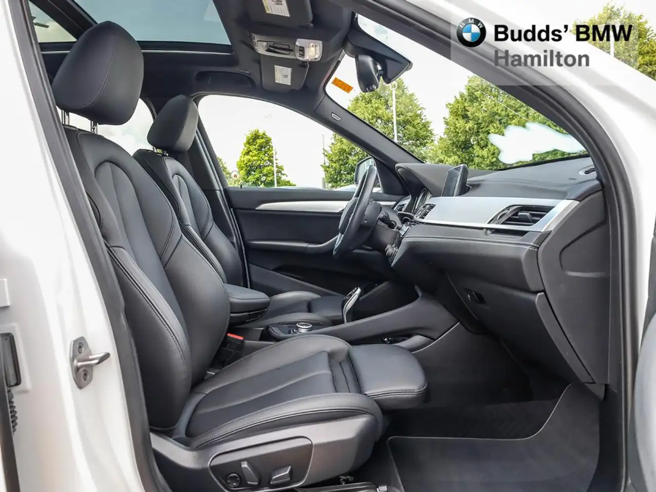 BMW X1 photo BMW X1