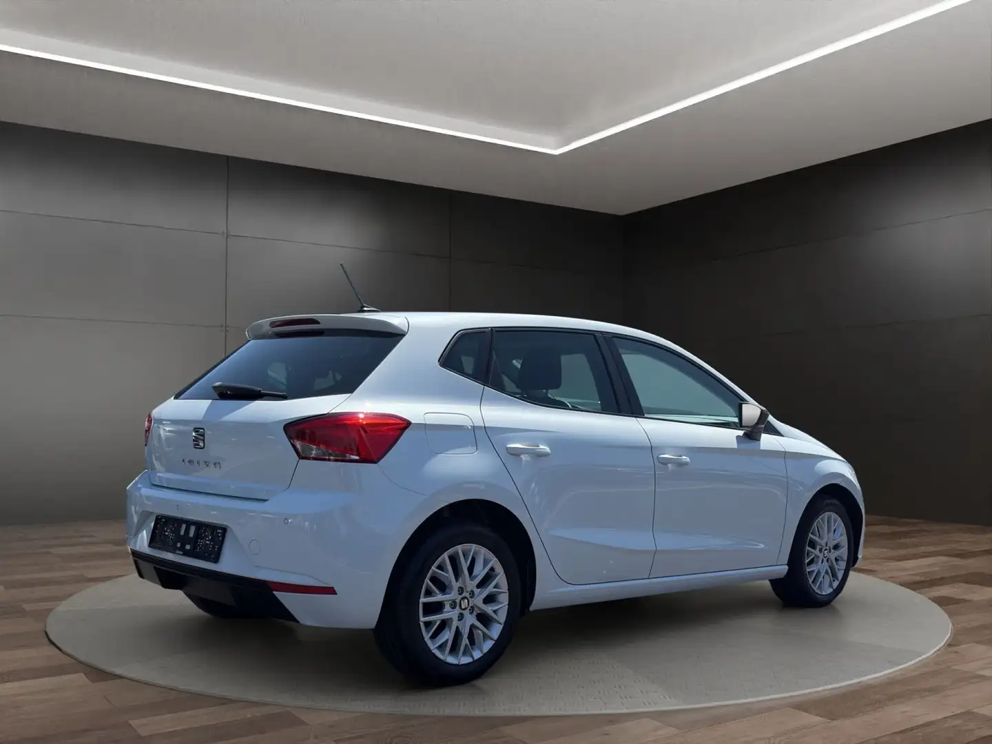 SEAT Ibiza Style 1.0 TSI + PDC hi.+ Sitzheiz+ CarPlay Weiß - 2