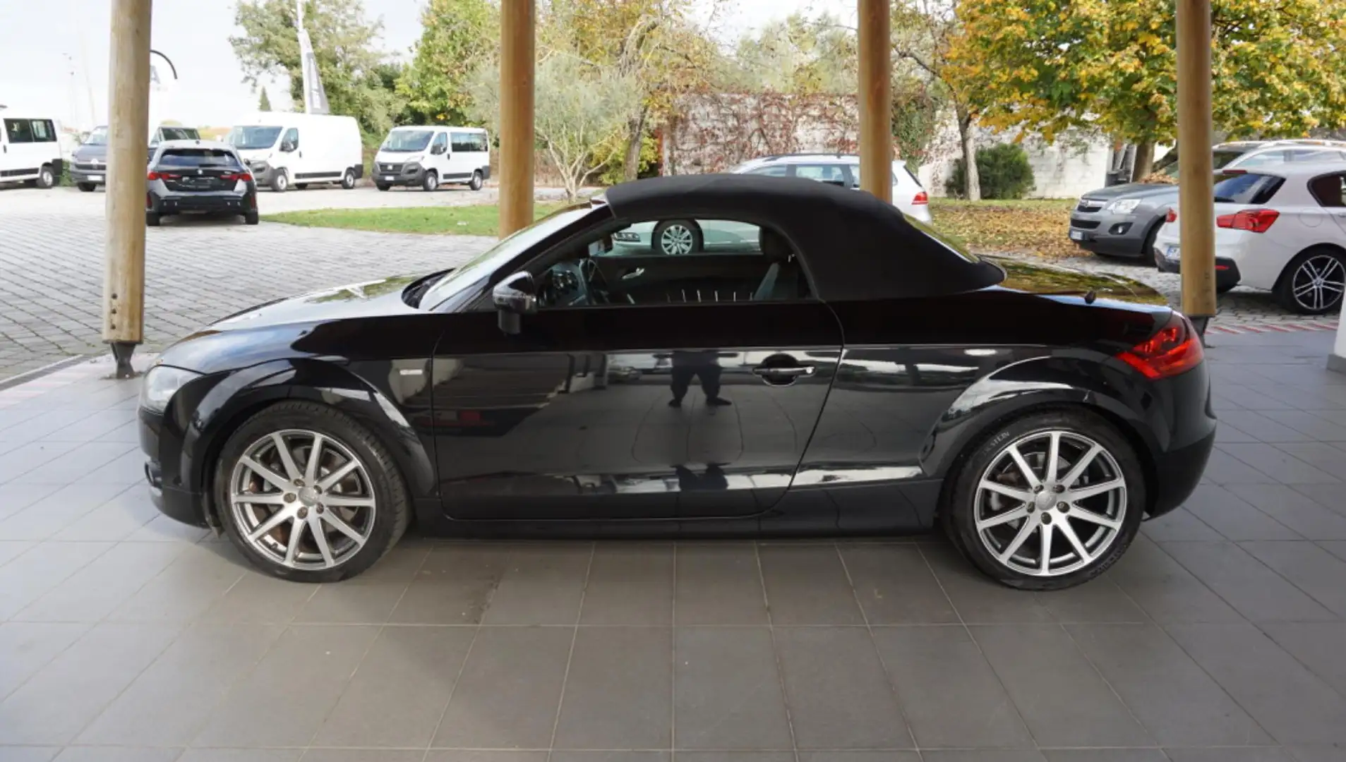 Audi TT Roadster 2.0 TFSI Nero - 2