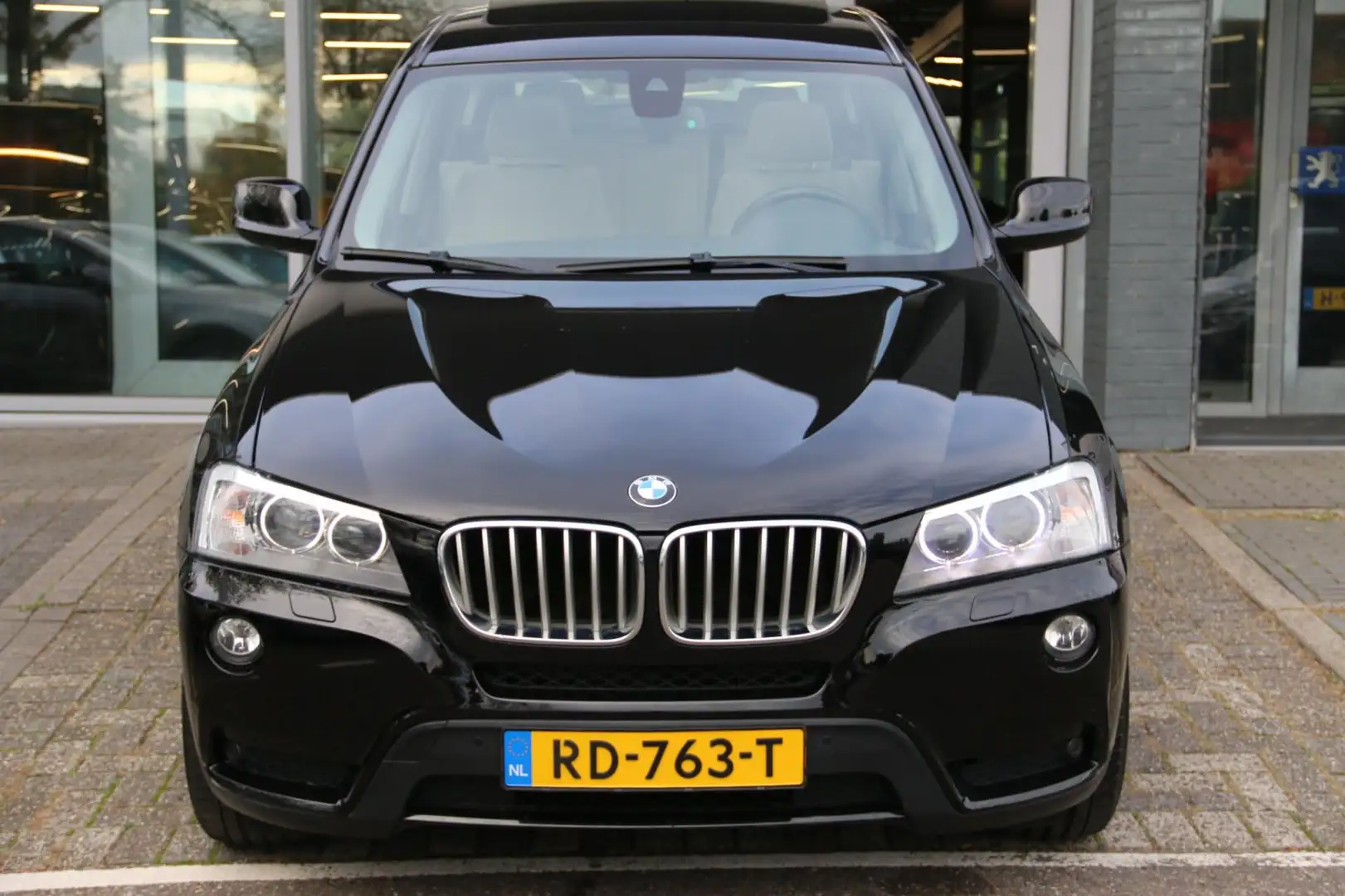 BMW XDrive20i High Executive DEALER OND. PANO-DAK Noir - 2