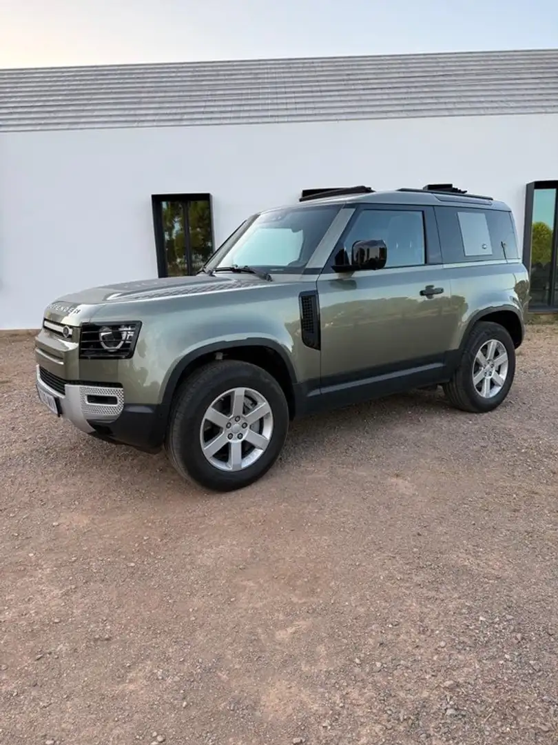 Land Rover Defender D300 - 2