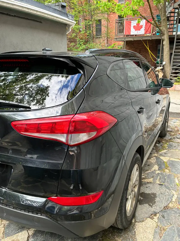 Hyundai TUCSON снимка Hyundai TUCSON