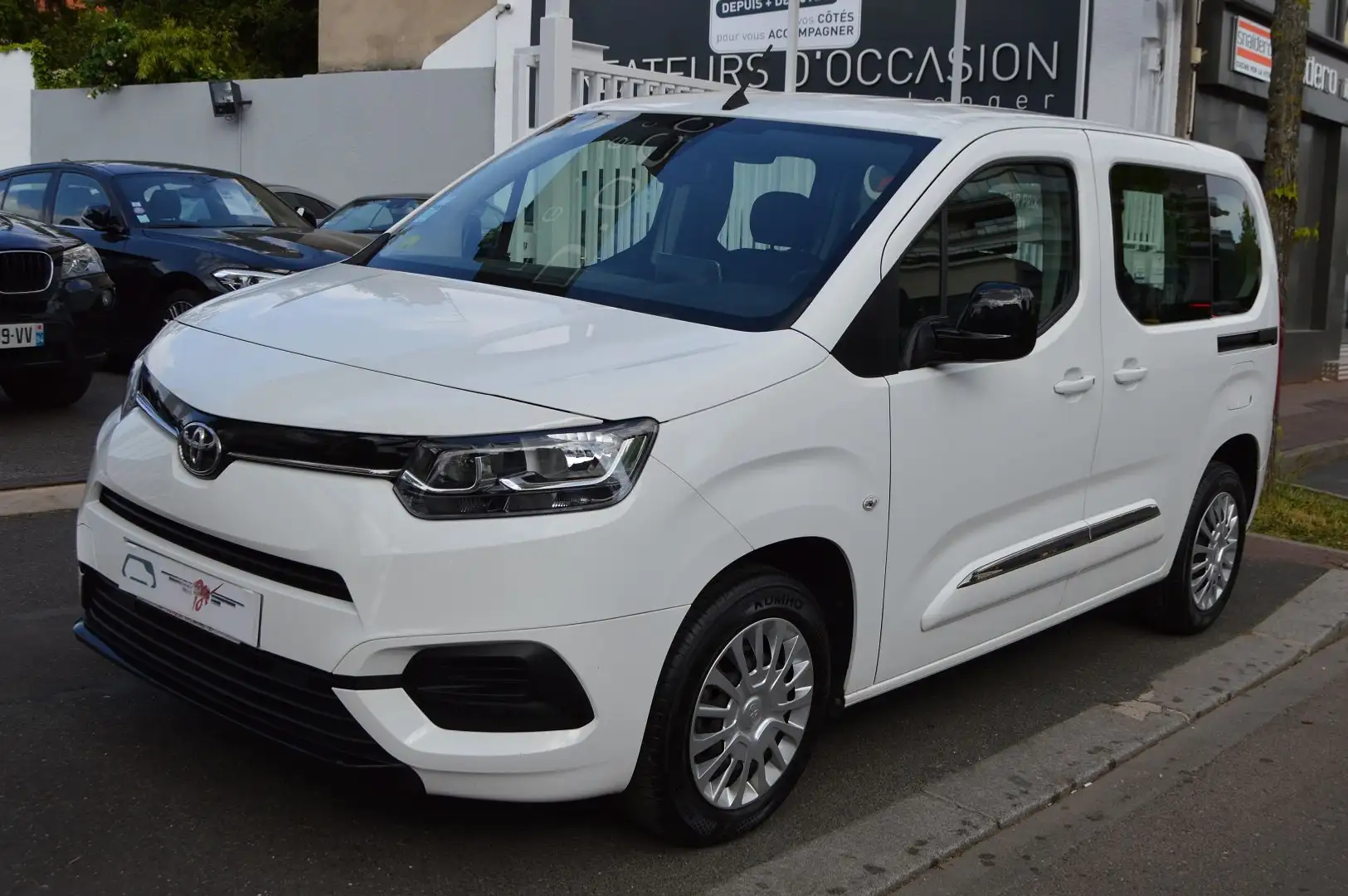 Toyota Proace City MEDIUM 1.5 130 D-4D DESIGN RC21 Blanc - 1