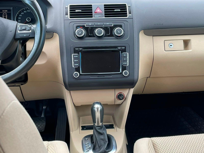 Volkswagen Touran 1.4 TSI/Aut./1.Hand/Parkpilot/TOPZUSTAND — photo 13