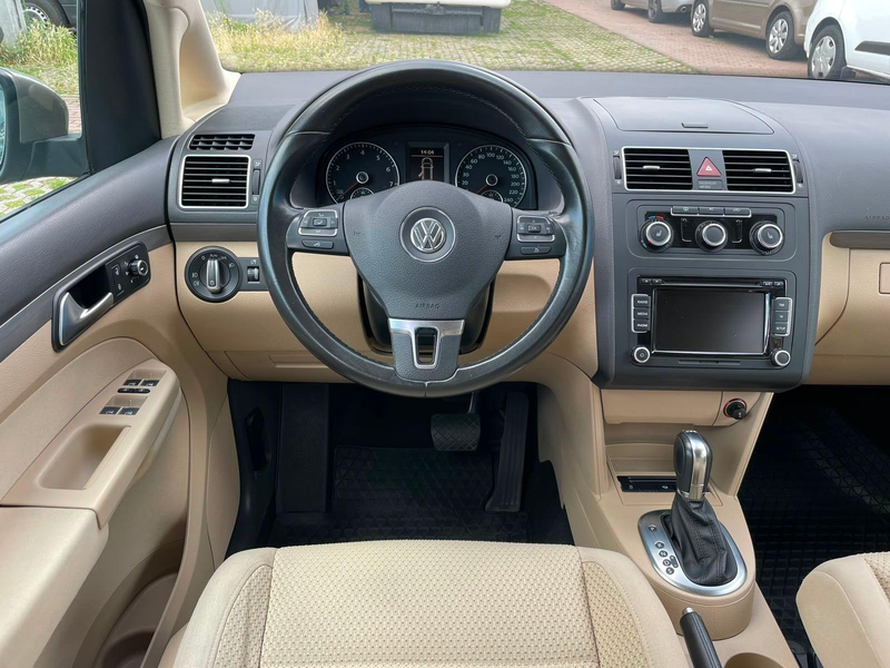 Volkswagen Touran 1.4 TSI/Aut./1.Hand/Parkpilot/TOPZUSTAND — photo 8