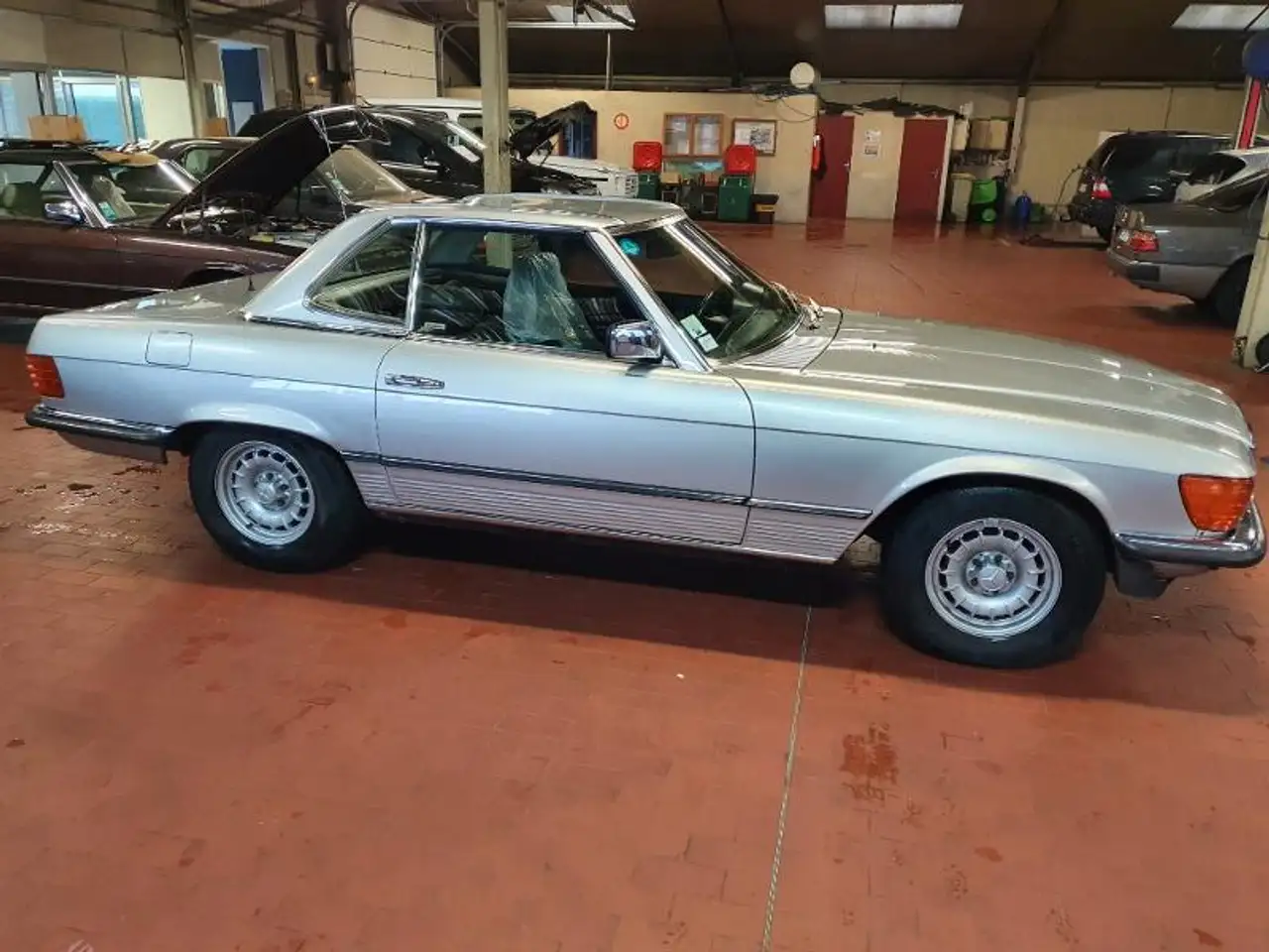 Mercedes-Benz 280 SL Aut, foto 10