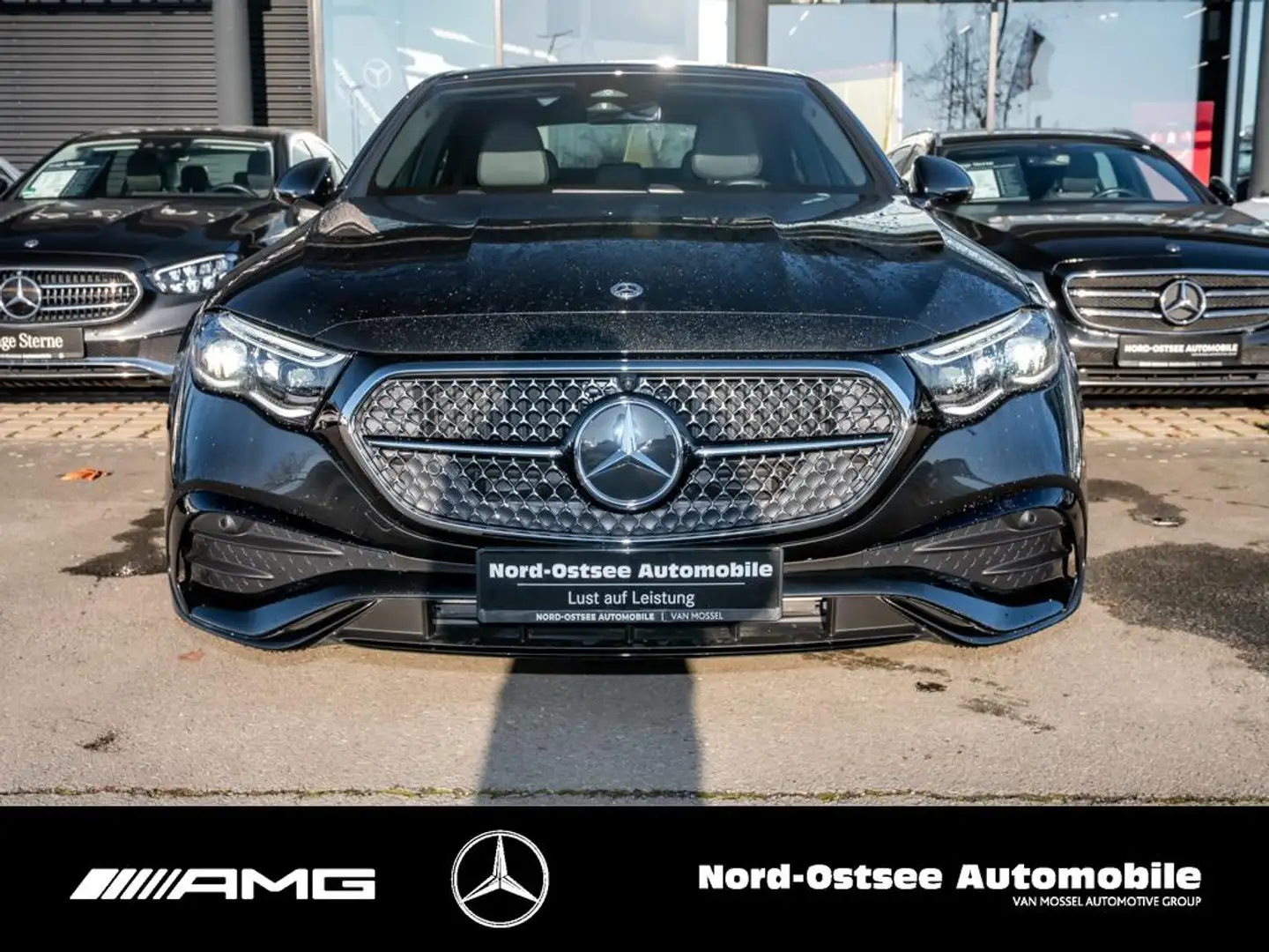 Mercedes-Benz E 200 AMG ADV. NIGHT 20" KEYLESS 360 PDC Gris - 2