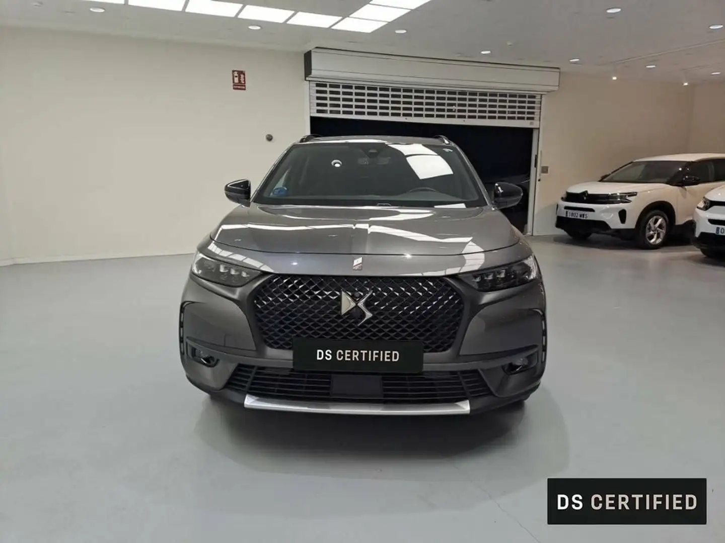 DS Automobiles DS 7 Crossback 1.6 E-Tense 225 Auto Performance Line + Gris - 2