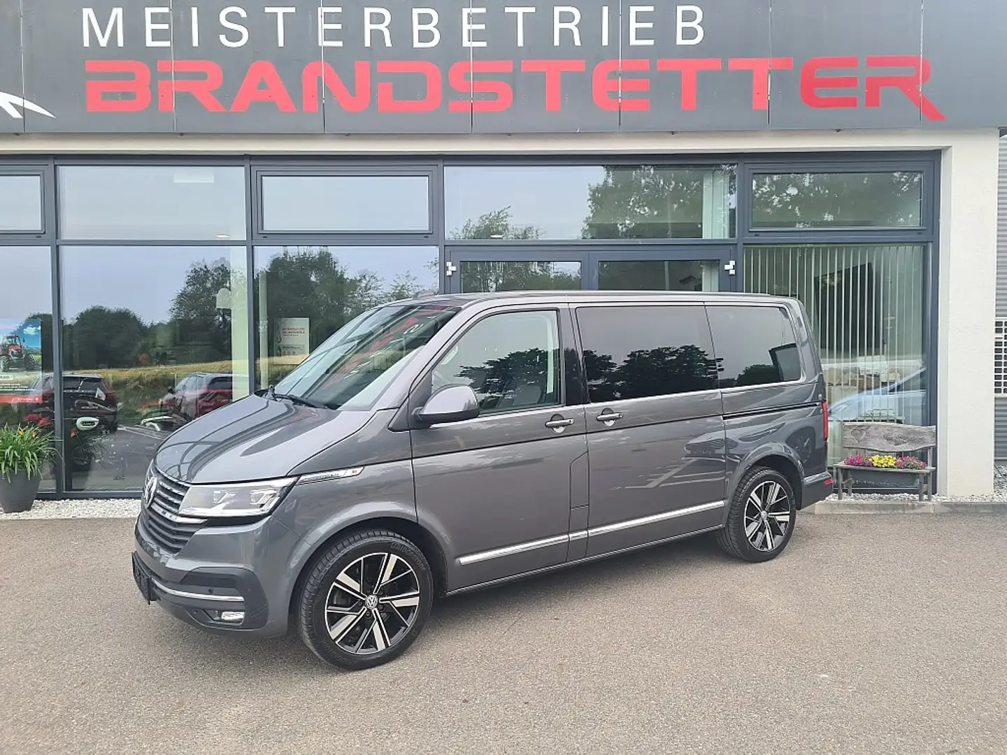 Volkswagen Sonstige Multivan Generation Six 2,0 TDI DSG Grau - 1