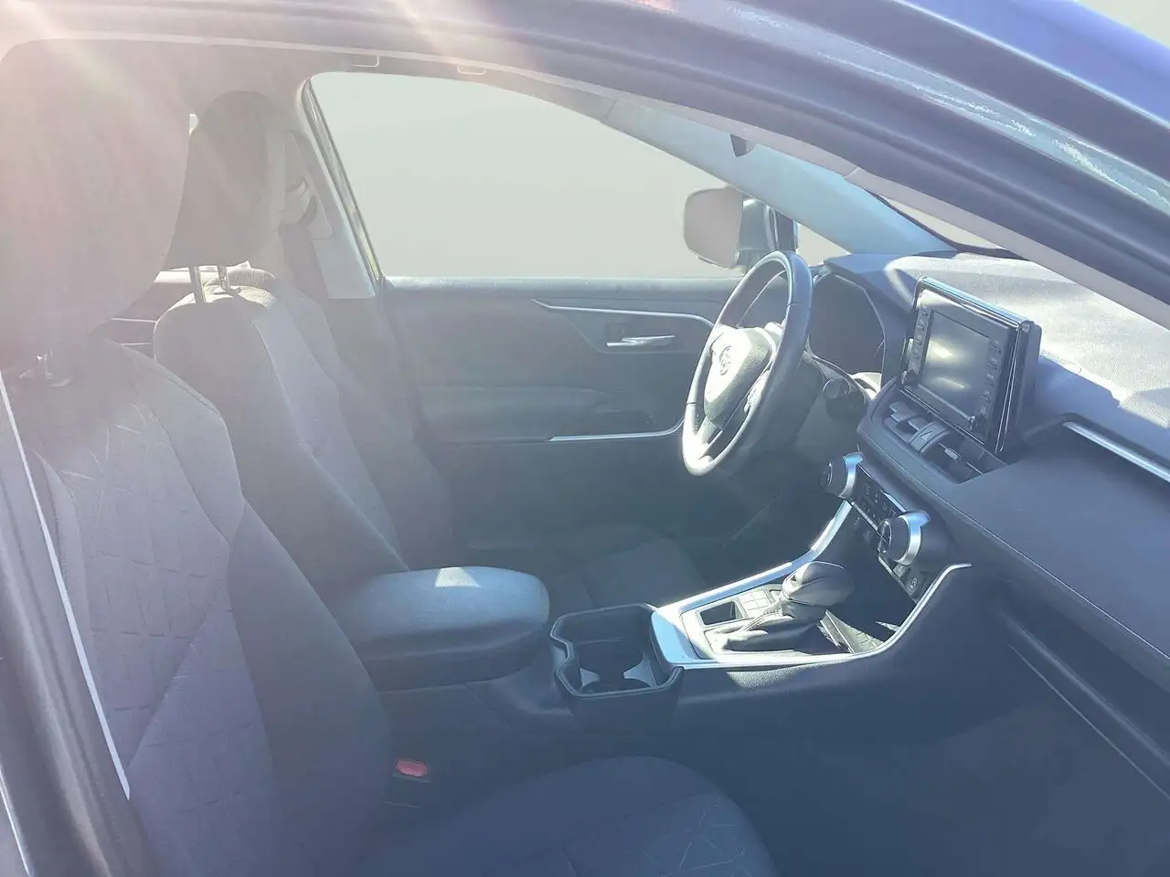 Toyota RAV 4 снимка Toyota RAV 4