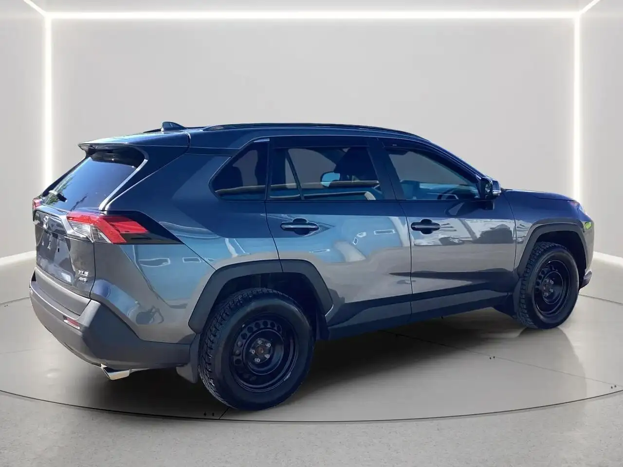 Toyota RAV 4 снимка Toyota RAV 4