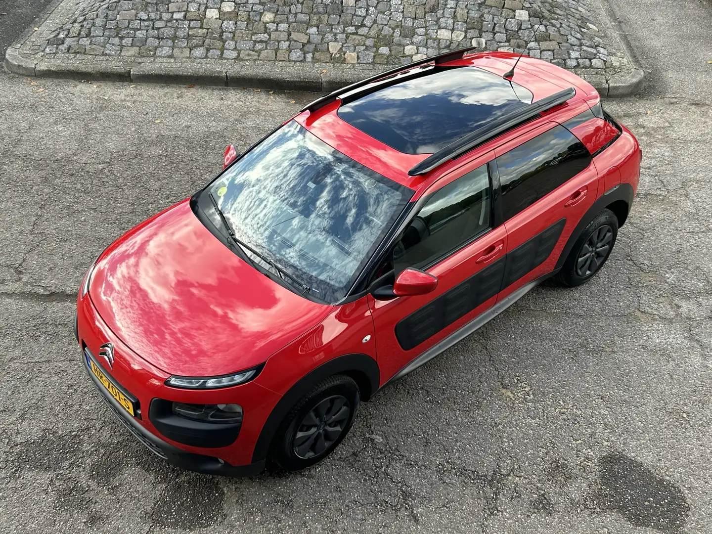 Citroen C4 Cactus 1.6 BlueHDi Business Plus PANO DAK CAMERA PARK ASS Rood - 2