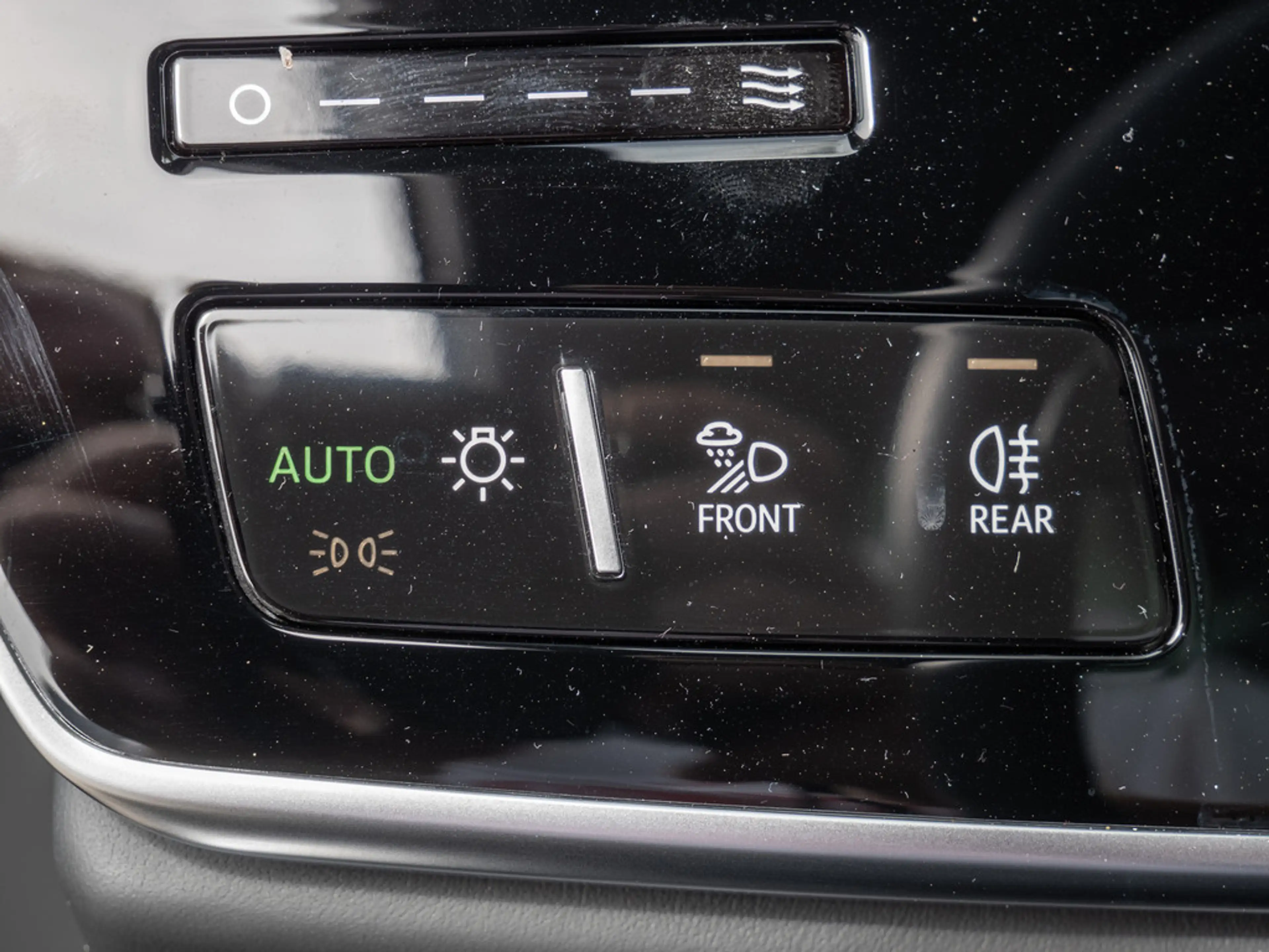 Audi S8 TFSI MATRIX PANO STANDHZ TV B&O — photo 23