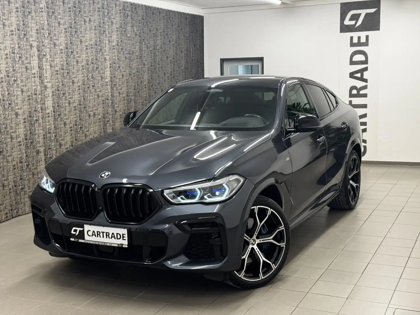 BMW X6 xDrive 30d (Mild-Hybrid) M-PAKET Grau - 2