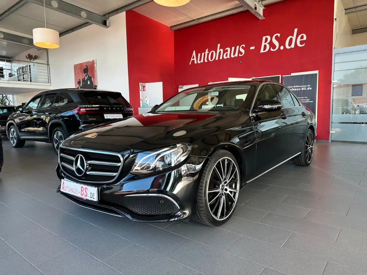 Mercedes-Benz E 220