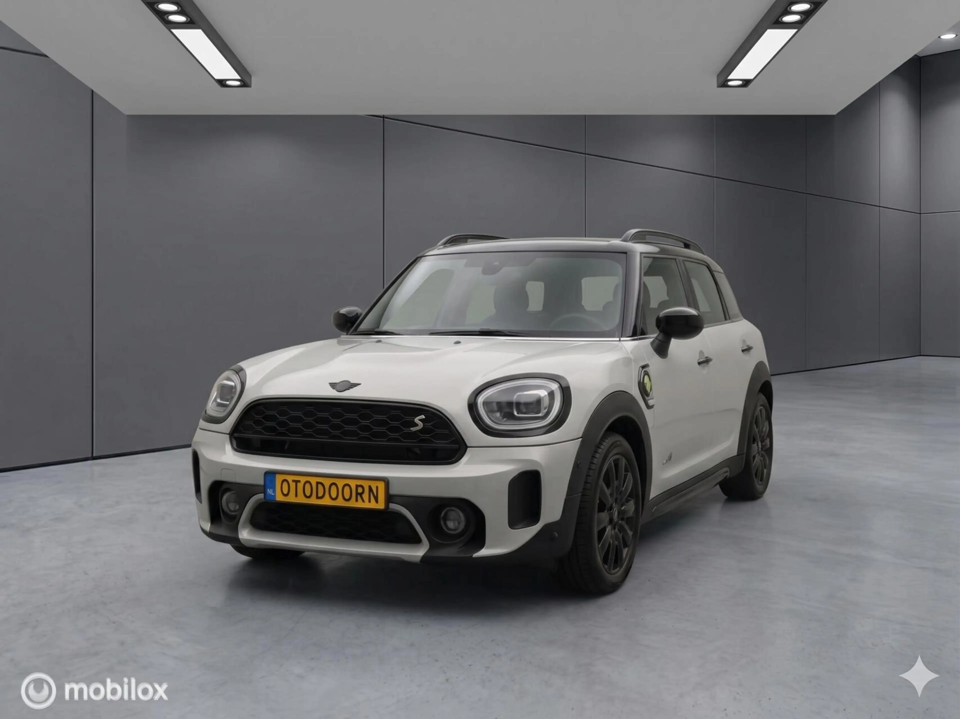 MINI Cooper SE Countryman 1.5 ALL4 pano/leder/camera/blackp — photo 3