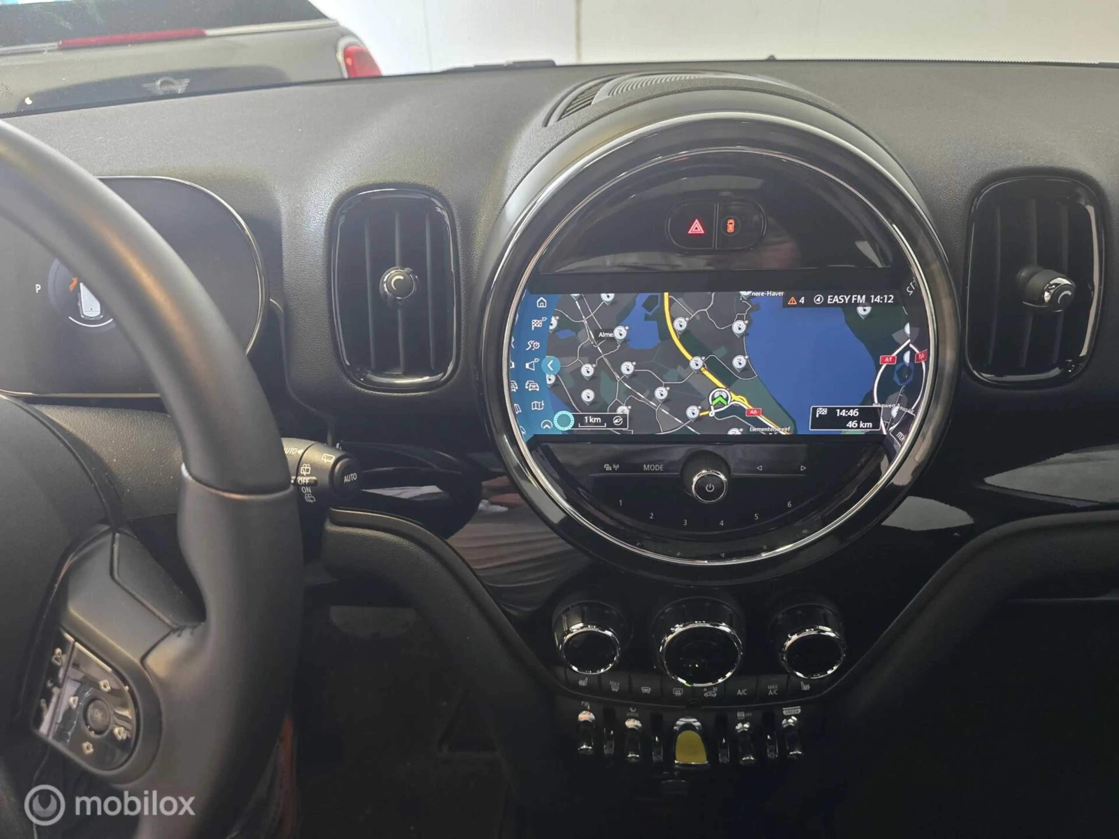 MINI Cooper SE Countryman 1.5 ALL4 pano/leder/camera/blackp — photo 7