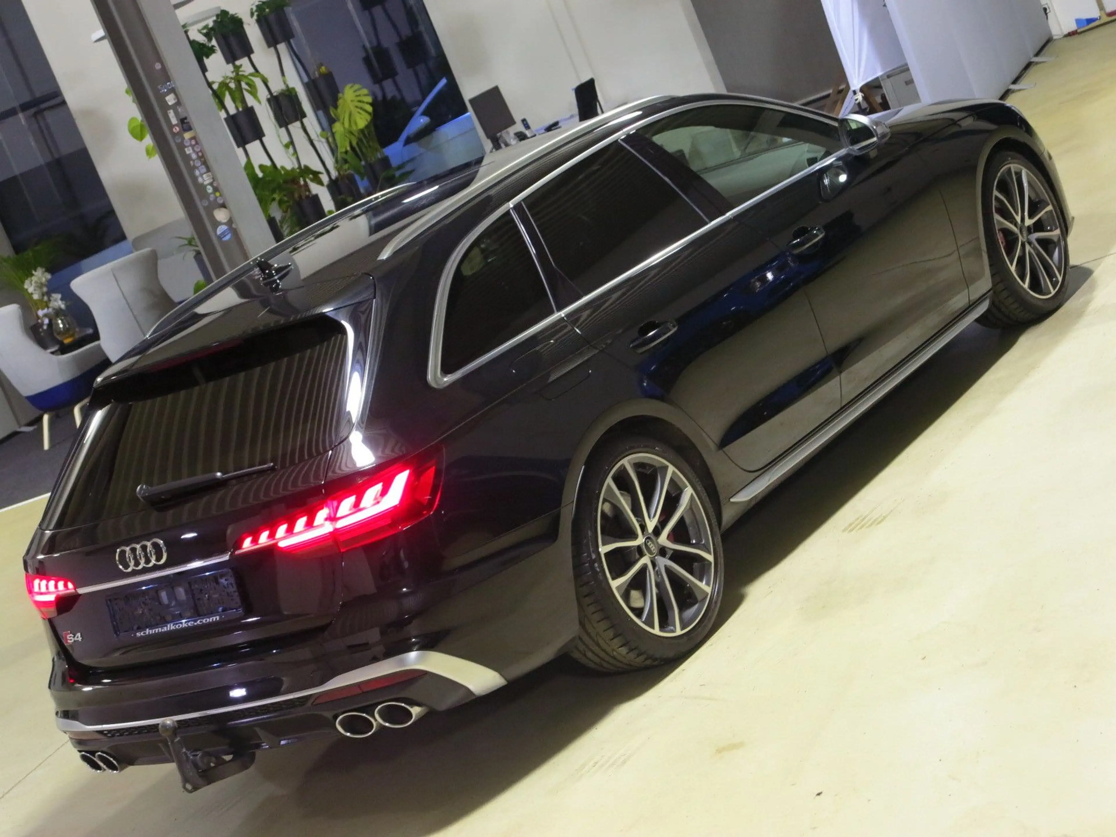 Audi S4 Avant TDI3.0V6 quattro AHK Navi DAB LM19 — photo 3