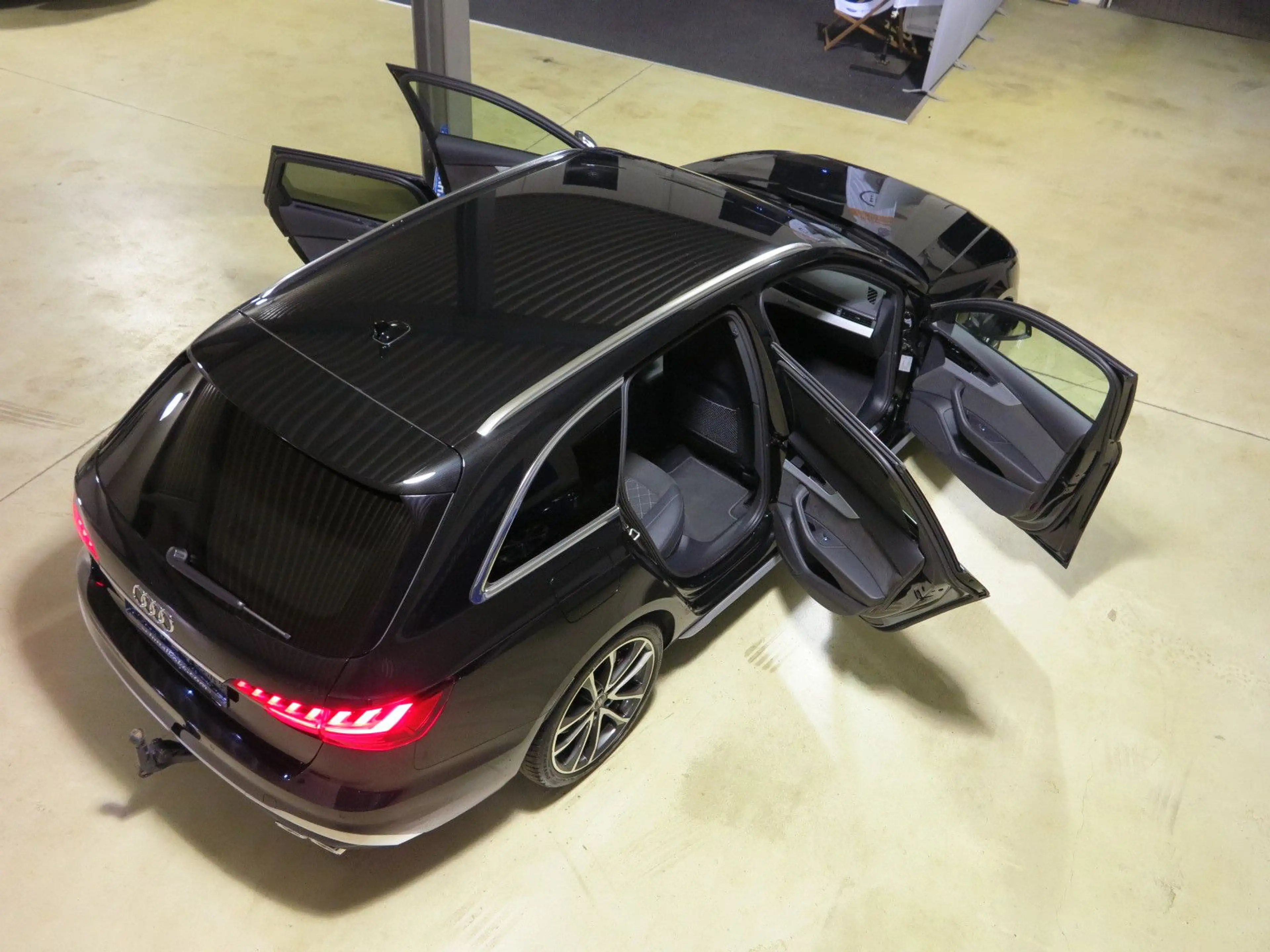 Audi S4 Avant TDI3.0V6 quattro AHK Navi DAB LM19 — photo 15