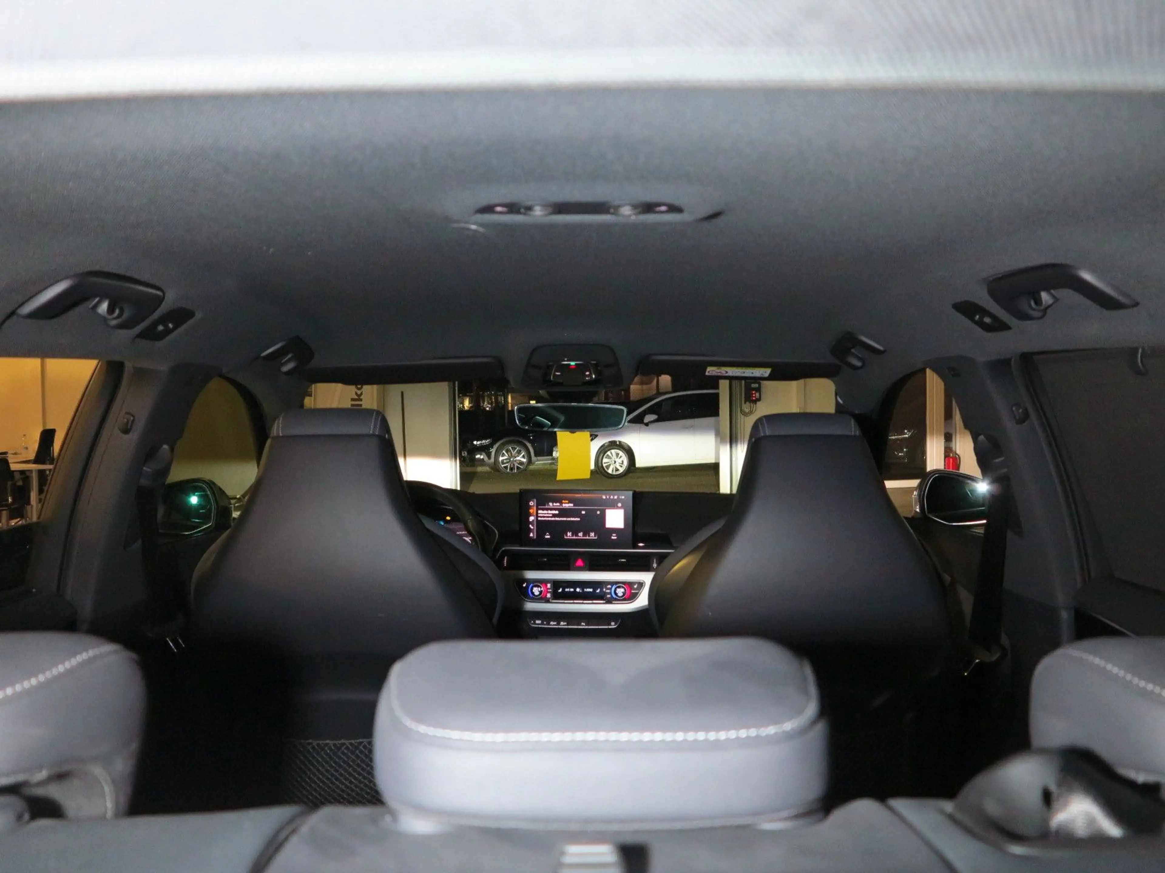 Audi S4 Avant TDI3.0V6 quattro AHK Navi DAB LM19 — photo 14