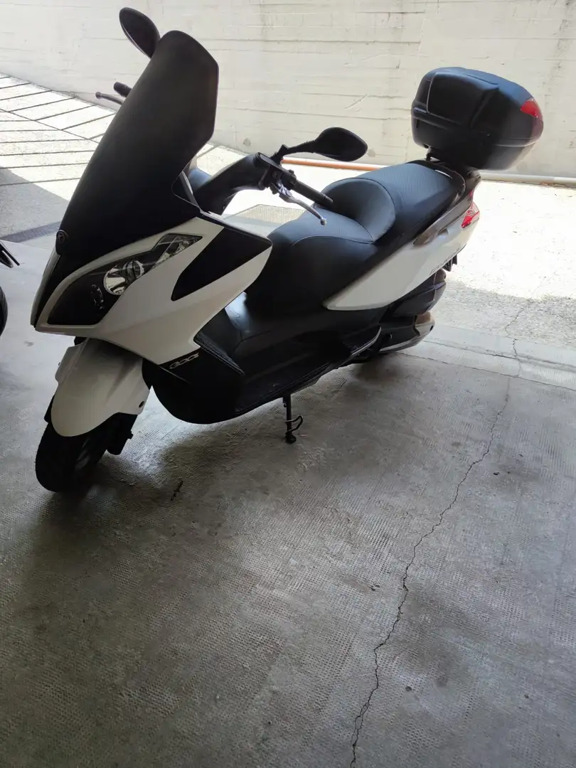 Kymco Downtown 300i Alb - 1