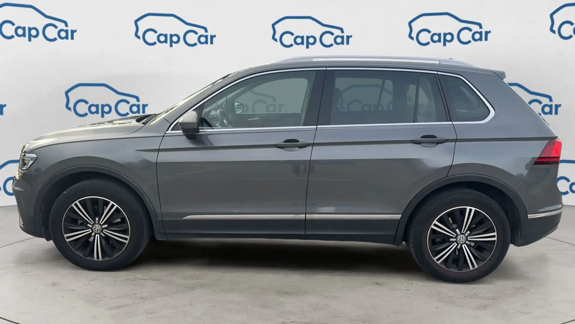 Volkswagen Tiguan II 2.0 TDI 150 4Motion Carat Exclusive - Toit ouvrant - 2