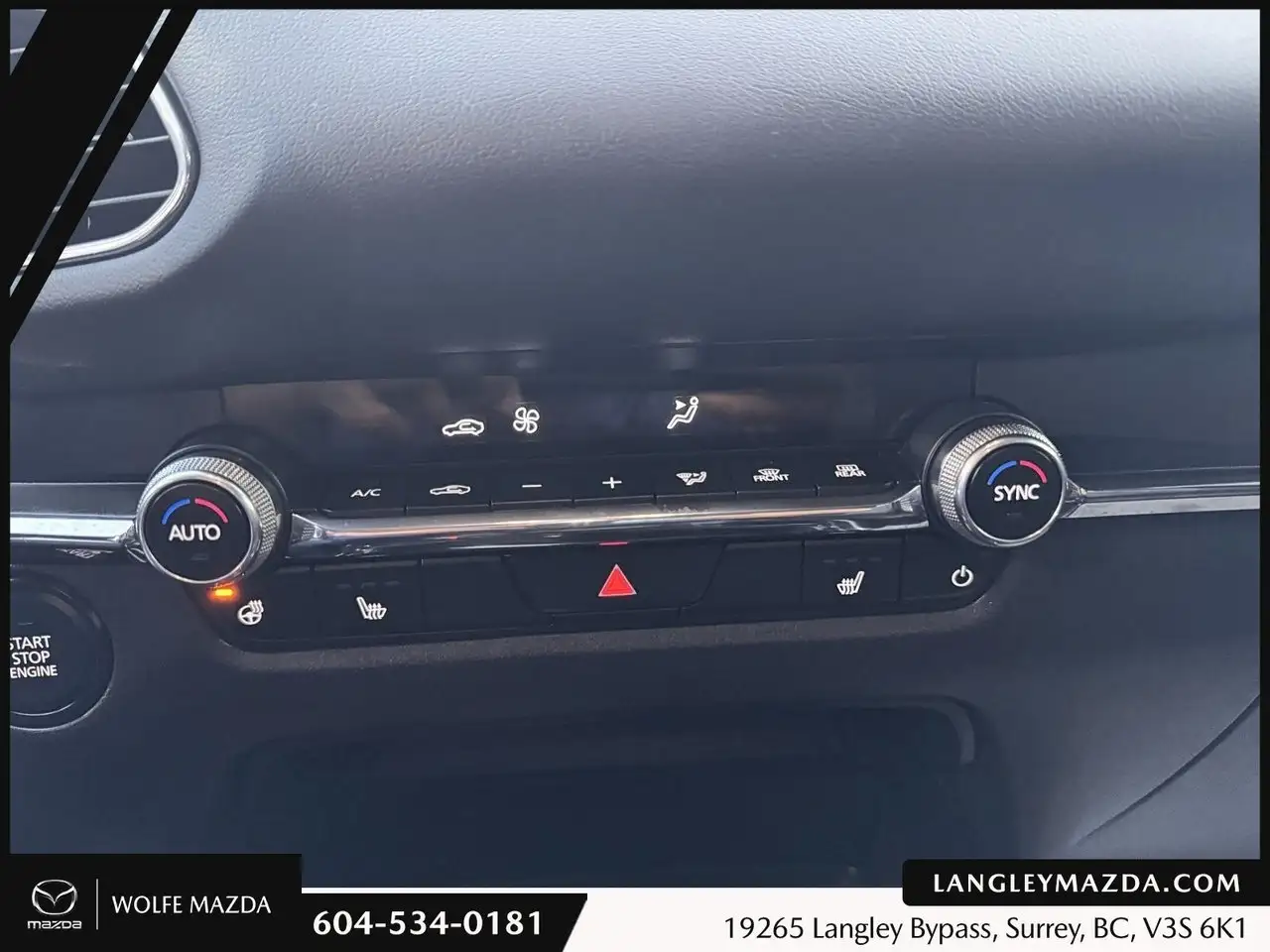 Mazda CX-30 снимка Mazda CX-30