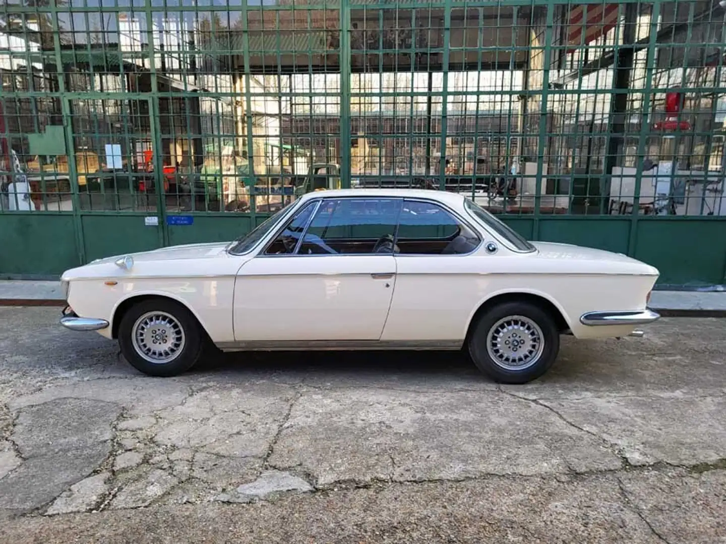 BMW 2000 CS Alb - 2