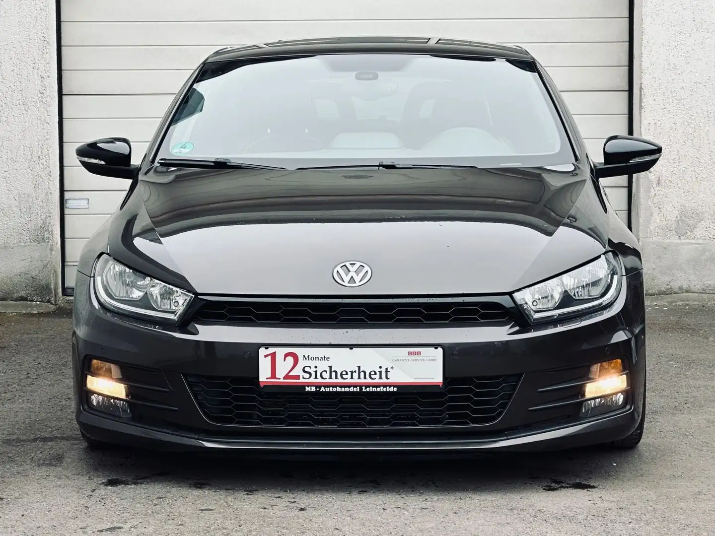 Volkswagen Scirocco 2.0 TDI Autom.*NAVI*LEDER*TEMPO*KAMERA* crna - 2