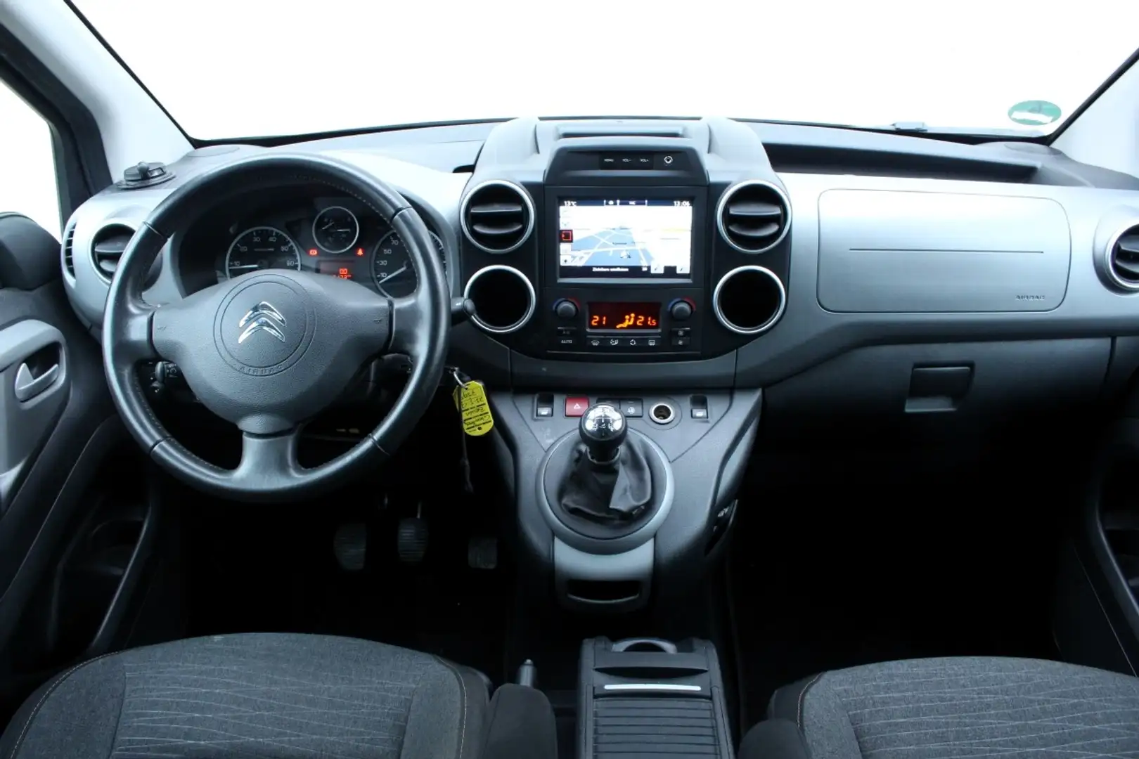 Citroen Berlingo 1.2 PureTech Feel 1eEIGNR! 40.000km NAV DAB BT CRU Grijs - 2