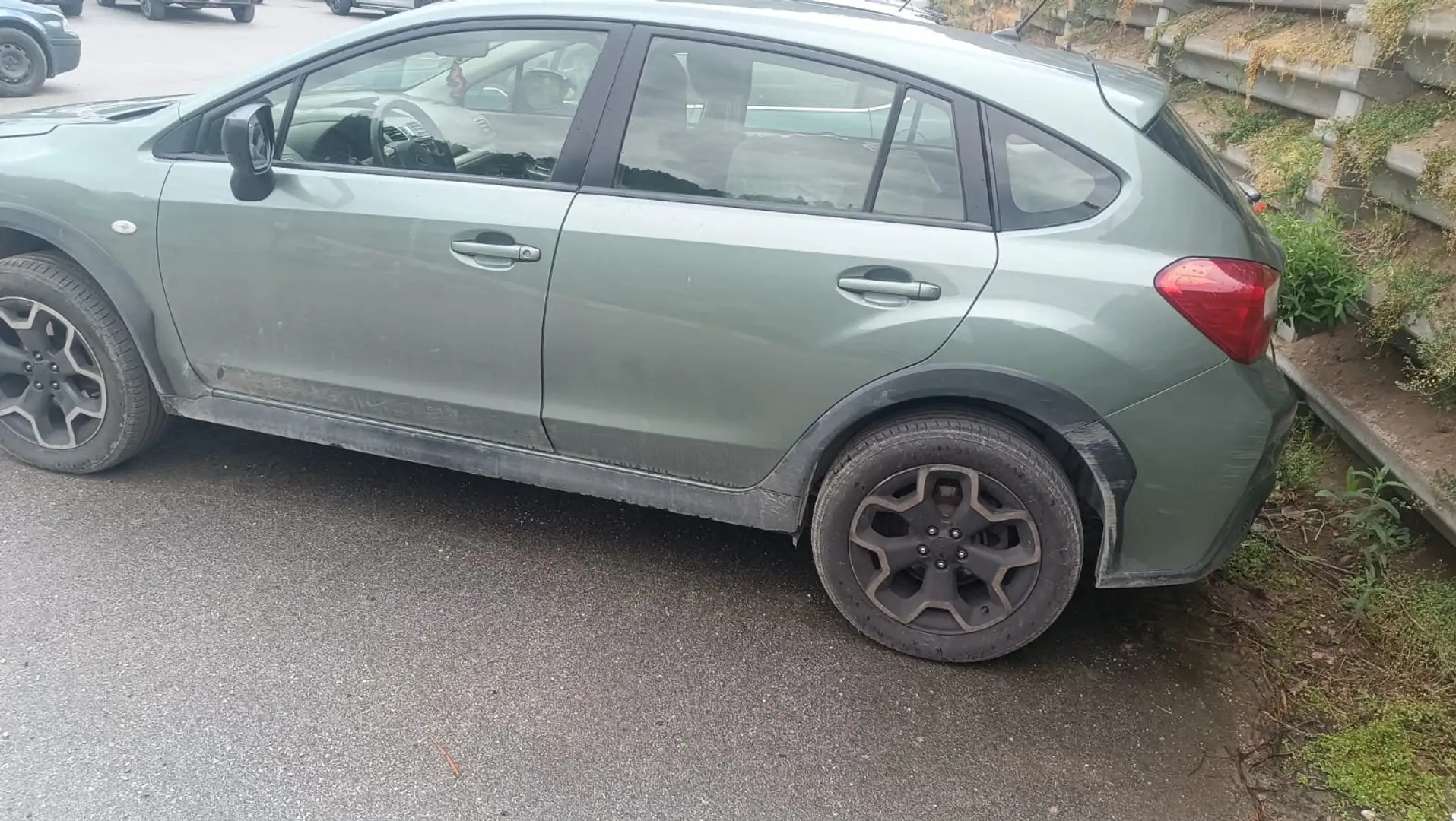 Subaru XV XV 1,6i Edition Austria Edition Austria Gri - 2