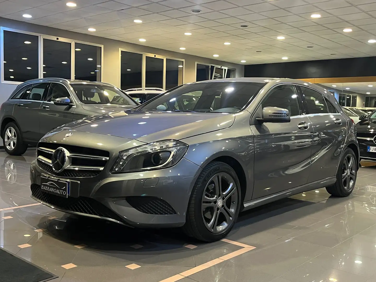 Mercedes-Benz A 180 A 180 CDI Automatic Sport Grijs - 1