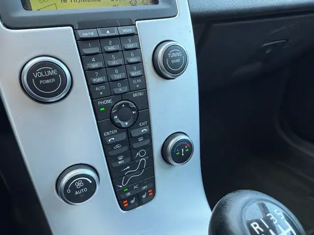 Volvo V50 view 12